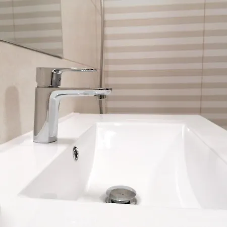 Traditionnelle Avec Piscine, Jardin, Climatisation, Parking Holiday home *