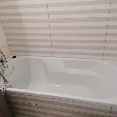 Traditionnelle Avec Piscine, Jardin, Climatisation, Parking * Albufeira